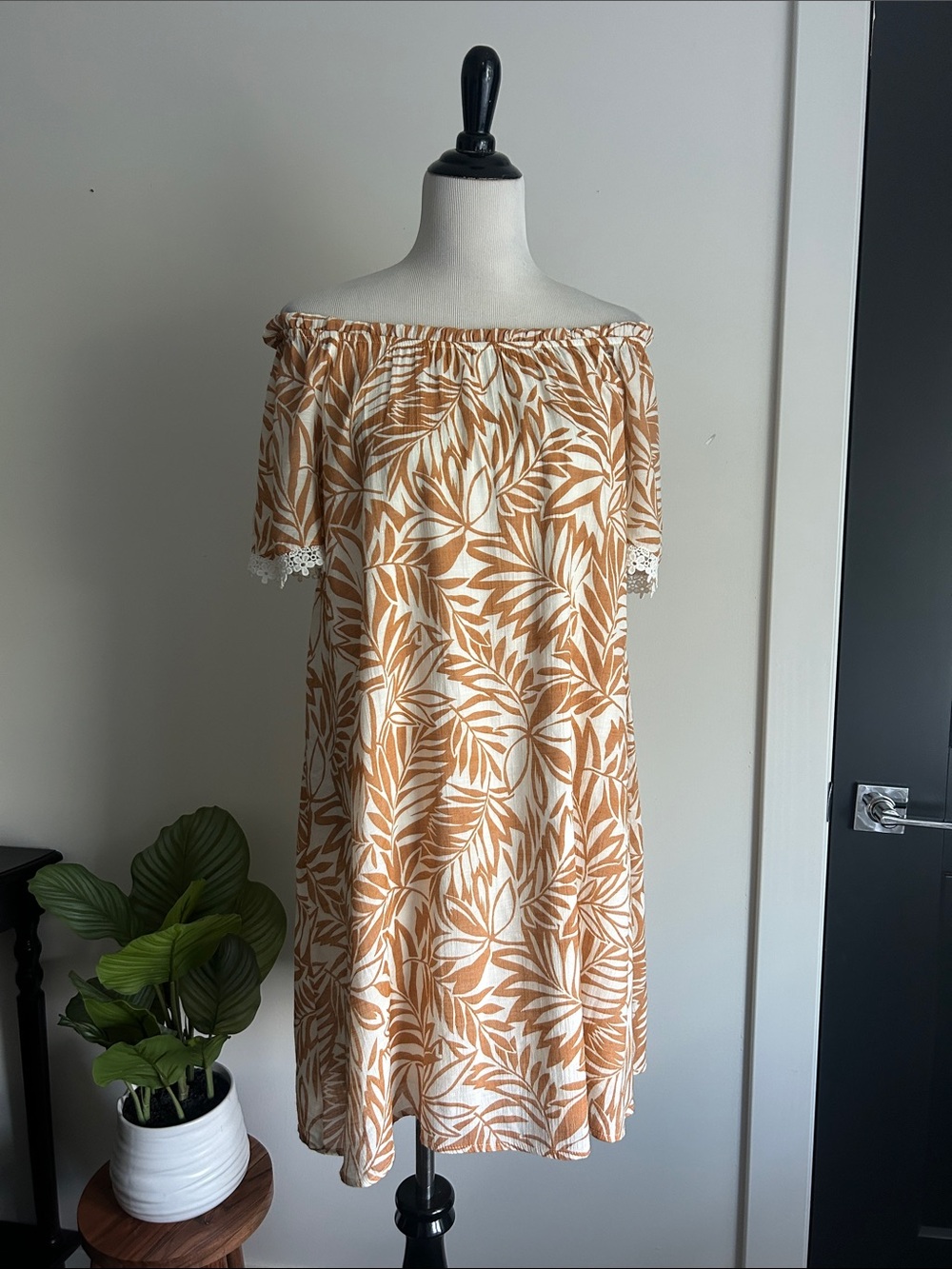Love Blossom M taupe cream off shoulder lined dress with floral trim